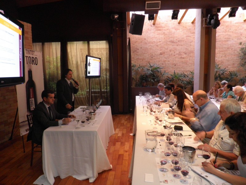Los Vinos de Toro a la conquista de Brasil. Presentación en Sao Paulo