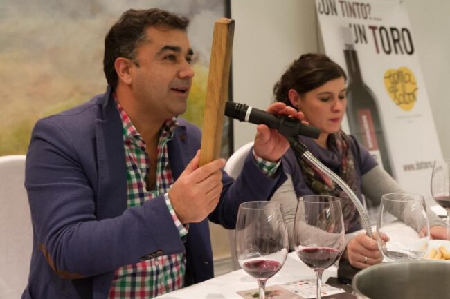 Cata de los vinos de Toro en la semana enológica de Segovia