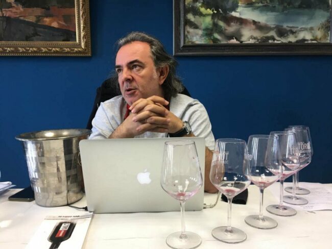 Luis Gutiérrez: “Las variedades autóctonas son una ventaja competitiva contra la globalización del vino” Luis Gutiérrez: “Las variedades autóctonas son una ventaja competitiva contra la globalización del vino”
